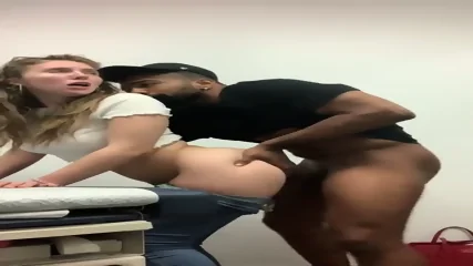 Quickie fuck at hospital - Video Porno Gratuite HD | Jeux de Rue