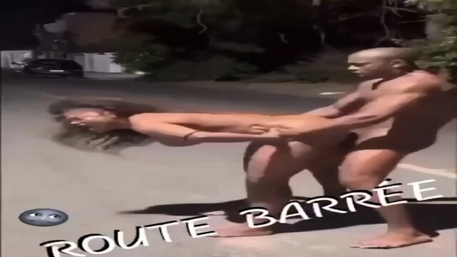 Balthazar sex in the middle of the night - Nouvelle Video HD | Jeux de Rue