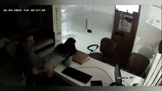 Office Sex With Boss. - Nouvelle Video HD | Jeux de Rue