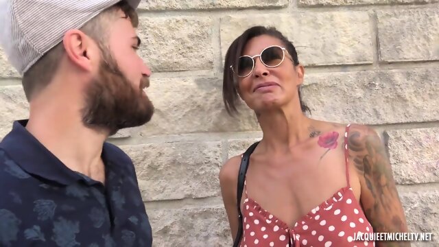 Charlotte French Milf - Video Porno Gratuite HD | Jeux de Rue